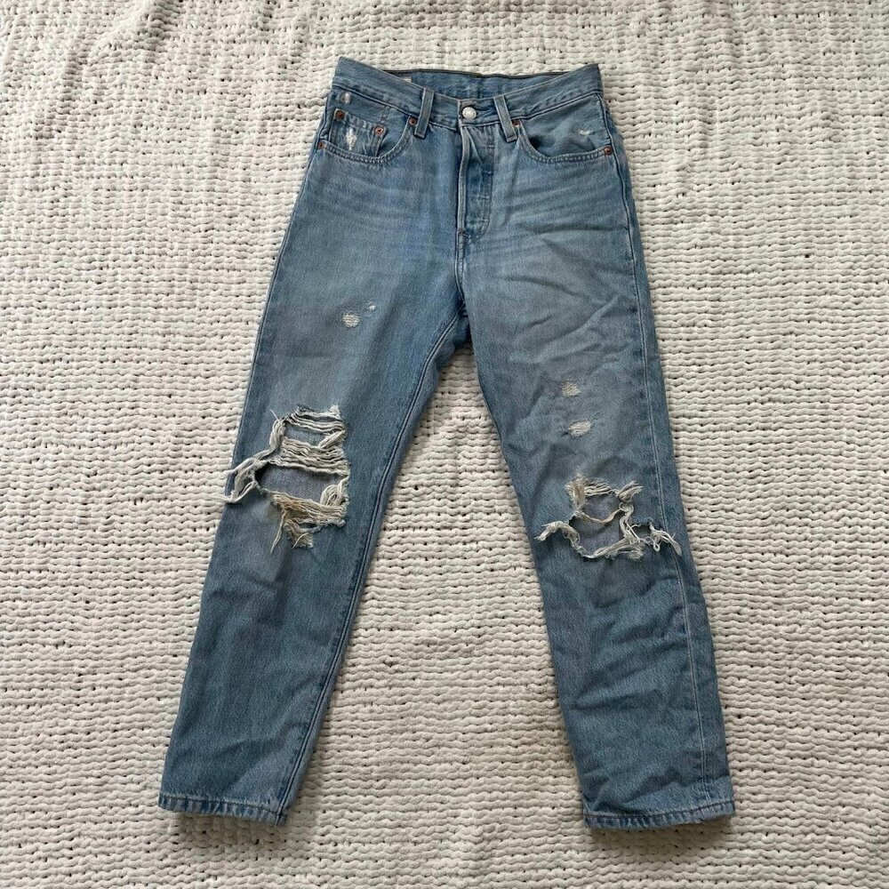 Levi's 501 Regular Distressed Jeans - Size 24